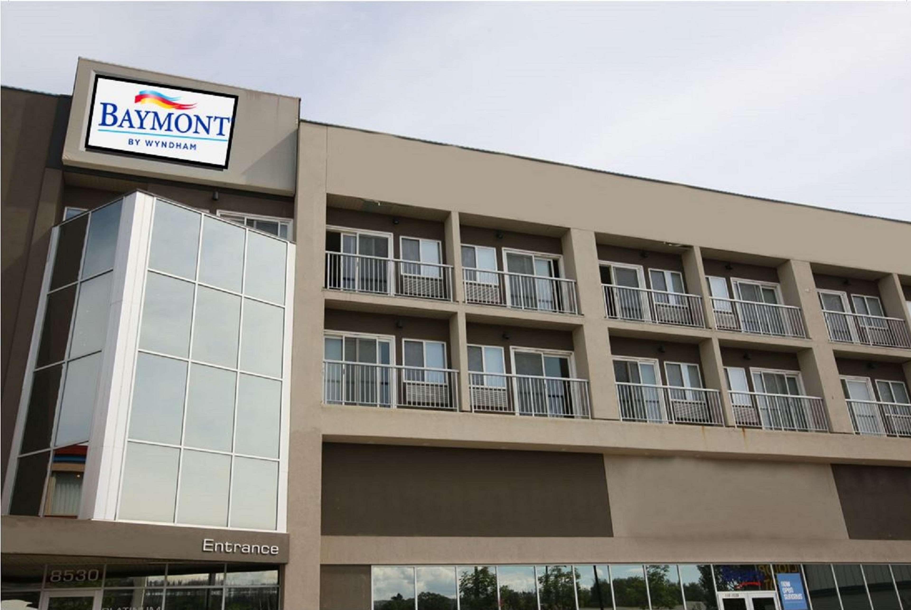 Baymont By Wyndham Fort Mcmurray Hotel Exterior photo