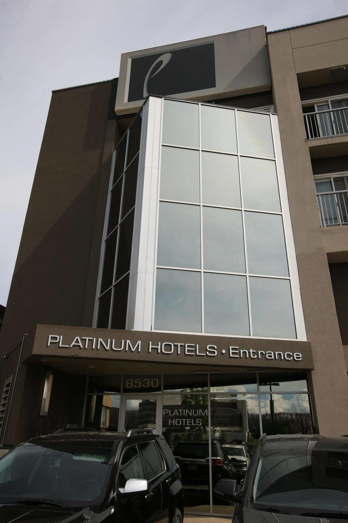 Baymont By Wyndham Fort Mcmurray Hotel Exterior photo